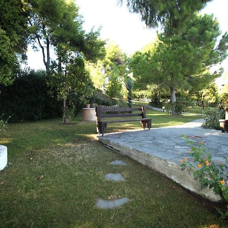 Elani Private Retreat - Villa Anna Garden Escape Сивири Екстериор снимка