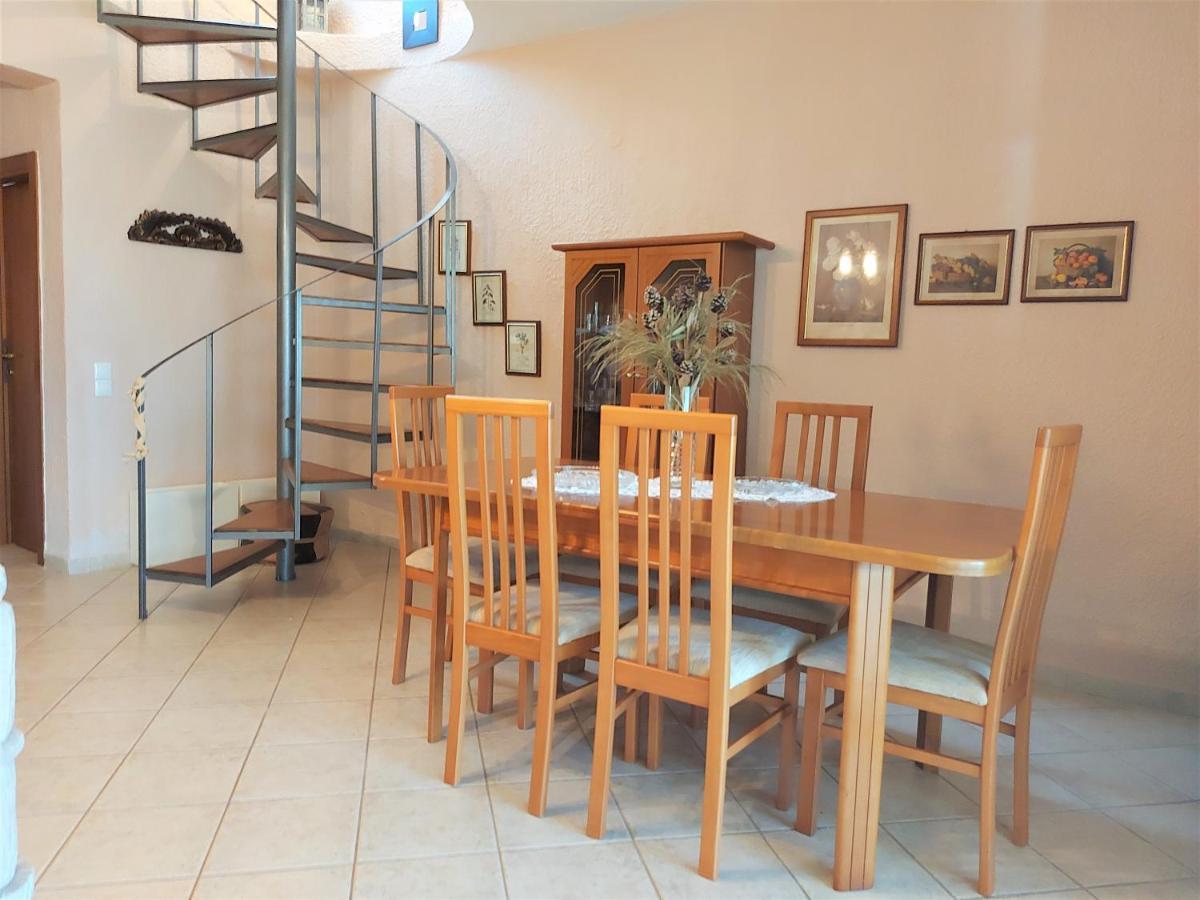 Elani Private Retreat - Villa Anna Garden Escape Сивири Екстериор снимка