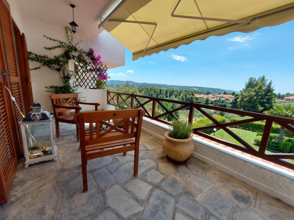 Elani Private Retreat - Villa Anna Garden Escape Сивири Екстериор снимка