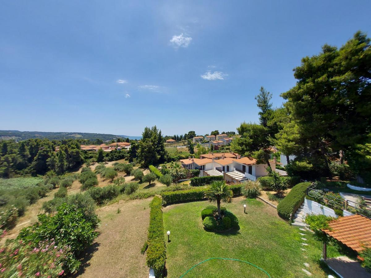 Elani Private Retreat - Villa Anna Garden Escape Сивири Екстериор снимка